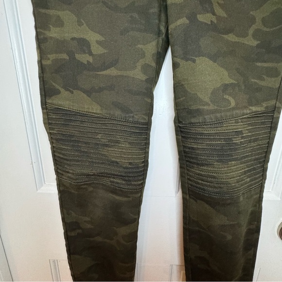 Zara Z1975 Women’s Camo Skinny Moto Jeans Size 4 - Picture 2 of 9